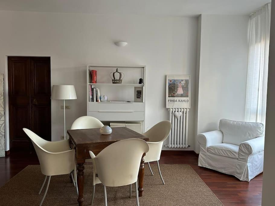 Elegante Vicino Mare E Centro Apartment